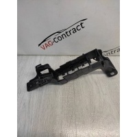 Кронштейн корпуса разъёма Audi A4 B7 2007 8E0937545