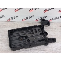 Крепление АКБ (корпус, подставка) Volkswagen Golf 7 2013 5Q0915321G, 5Q0915331H