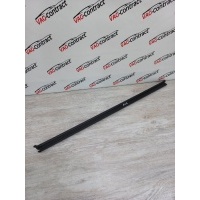 Уплотнитель стекла двери Volkswagen Jetta 6 2012 5C6837479, 5C6837480