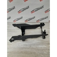 Кронштейн консоли Audi Q3 8U 2012 8U0863531