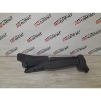 Уплотнитель крыла Audi Q3 8U 2012 8U0823721A