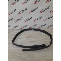 Уплотнитель порога Audi Q3 8U 2012 8U0839119