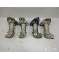 Клык бампера передний правый Audi A4 B6 2003 8e0807134b,8e0807133b