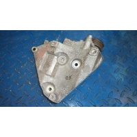 Кронштейн двигателя Volkswagen Passat B5 1997 06B260885D