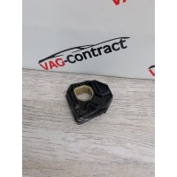 Подушка радиатора Volkswagen Jetta 6 2012 1Z0121367A