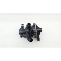 Помпа Volkswagen Passat Alltrack B8 2019 06L121111M, 06L121012L