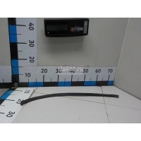 Уплотнитель двери Renault Sandero 2014 828373992R