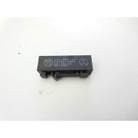 Крепление крючок жалюзи 3af867825 volkswagen passat b7 универсал