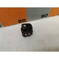 Кнопка стеклоподъемника Hyundai Matrix FC 2002 9358017500YN, 831