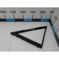 Уплотнитель форточки правой Toyota Camry V30 (2001 - 2006) 6818833020