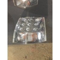 Фонарь Mitsubishi Outlander XL 2005-2013 8330A044