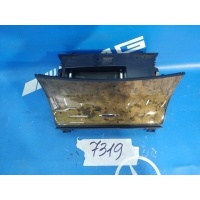 Пепельница Mercedes E300 W211 2007 А2118101330