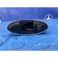 Кнопка Mercedes E300 W211 2007 A2118219958