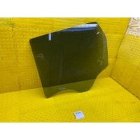 Стекло двери renault Duster 823010294R