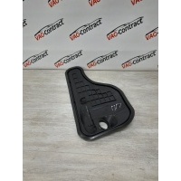 Заглушка двери Audi Q5 2008 8R0837916D