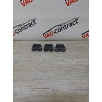 Крепёж торпедо Audi Q5 2008 4D0857949A