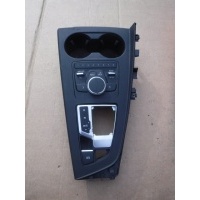 Панель центральная audi a4 b9 8w1864261c