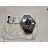 Renault талисман седан значек логотип крышки багажника с отверстием на камеру 908891138r