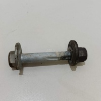 Болт развала задних колес Land Rover Element (2003 - 2010) LR001126