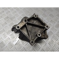 Кронштейн генератора Rover 75 2002 YLU102410