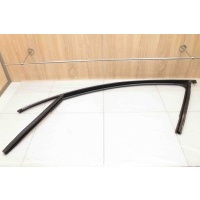 Уплотнитель стекла двери передней левой Skoda Superb 2008-2015 С хром. 3T0837431E