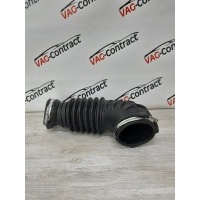 Патрубок воздушного фильтра Audi Q5 2008 06H129629C