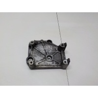 Кронштейн кондиционера Hyundai-Kia Magentis (2000 - 2005) 977033C070