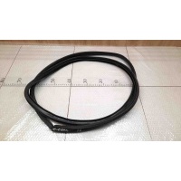 Уплотнитель двери передней правой (по кузову) Citroen C-Crosser 2007-2013 Peugeot 4007 902558