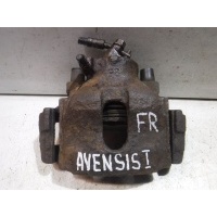 Суппорт тормозной передний правый Toyota Avensis T220 (1997—2000) AT221L 1998 4773009010