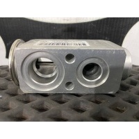 расширительный клапан кондиционера Mercedes-Benz C-Класс W205/S205/C205 A2058308400