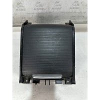 Volvo s80 v70 крепление ручки на кружки 390228
