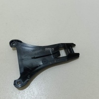 Кронштейн крепления фары Land Rover Freelander 2 (2007 - 2014) LR025751
