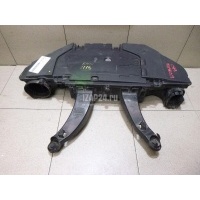 Корпус воздушного фильтра BMW X6 E71 (2008 - 2014) 13717798340