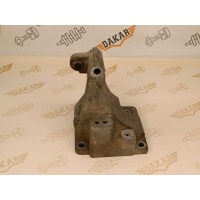 кронштейн генератора TOYOTA Corolla ZRE151 2007 1251137010, 125110T010, 125110T020, 125110T030, 125110T050