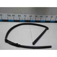 Уплотнитель стекла двери Nissan Juke (F15) (2011 - 2019) 803301KA3A