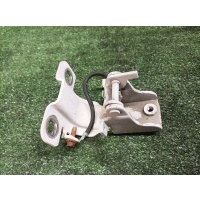 петля крышки багажника Land Rover Freelander 2 2007> 2007 LR004826