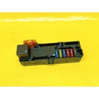 Блок предохранителей merc.w202 1 , 8b 0005400072