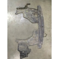 Пыльник двигателя боковой SUZUKI SX4 2010 7239080J00