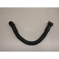 Патрубок BMW 5-serie G30/G31/F90 2017 13718573140