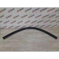 Уплотнитель капота Audi Q5 2008 8R0823723B