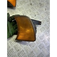 Поворотник левый BMW 5 E34 1990 1384033