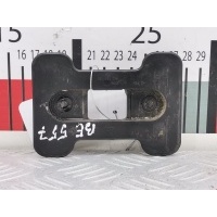 Кронштейн (крепление) заднего бампера правый Volkswagen Golf 3 (1991-1999) 1998 1H0807193,1H0807193