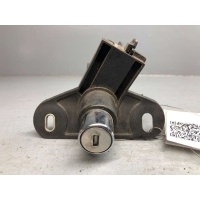 Кнопка открытия багажника Opel Omega B 1998 90509432