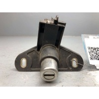 Кнопка открытия багажника Opel Omega B 1998 90509432