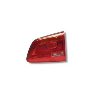фонарь крышки багажника правый Volkswagen Touran 2011 1T0945094A