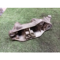 кронштейн опоры кпп Land Rover Freelander 2 2007> 2007 LR002574