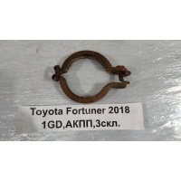 Стабилизатор поперечной устойчивости Toyota Fortuner GUN156R 2020 1745211070