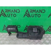 Дефлектор радиатора OMODA C5 T19C 2022-нв 302001177AA