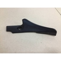 Накладка лобового стекла Renault Renault Sandero 2009-2014 8200763640