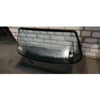 Стекло заднее Nissan Sunny N14 1992